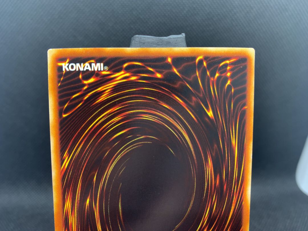 美品◆ブラック・マジシャン・ガール ウルトラレア　LE5 A053