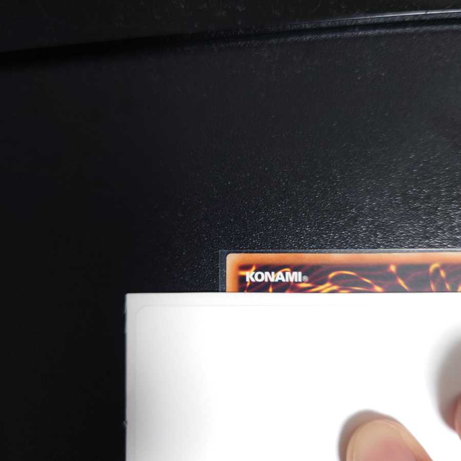 ブラック・ローズ・ドラゴン ホログラフィックレア