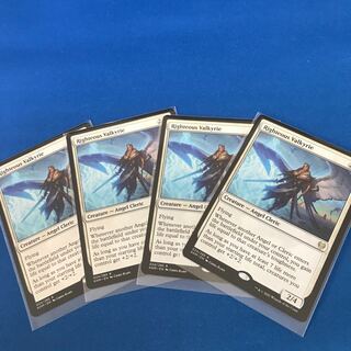 MTG  正義の戦乙女　英語版　四枚組