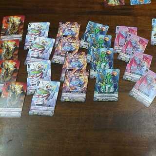Set of 32 Vanguard PR cards, 8 types, 4 cards each
