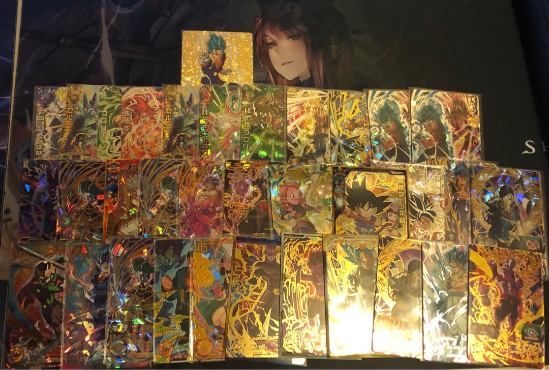 Only a few left! UR fixed 700 yen pack!