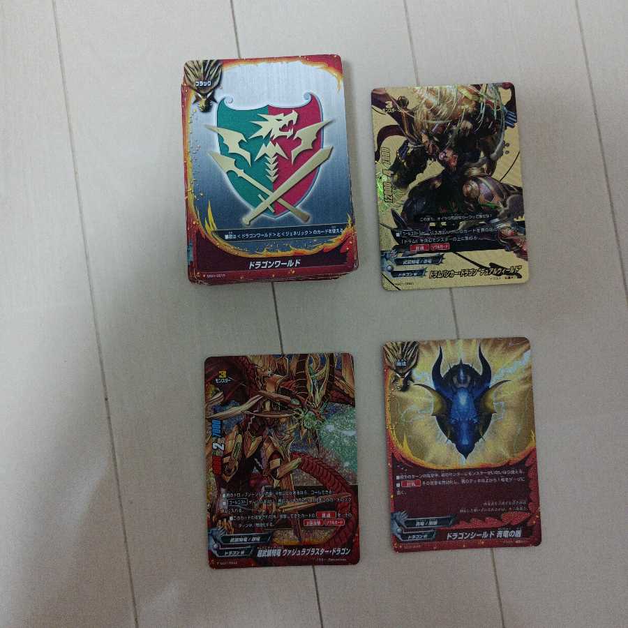 【しずくさん専用】【引退品】バディファイトカードセット＋ストレージ