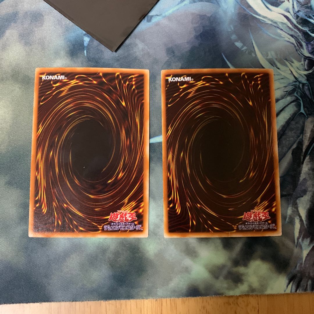 傷あり。第二期 真紅眼の黒竜