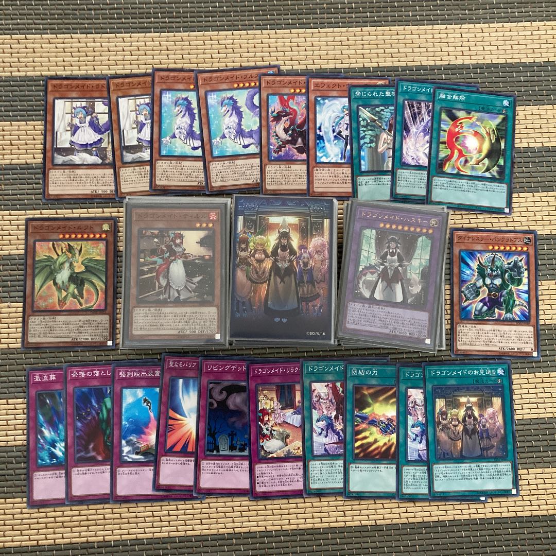 Immediate shipping Dragon Rosa deck Rosaan 40 farewell sleeve