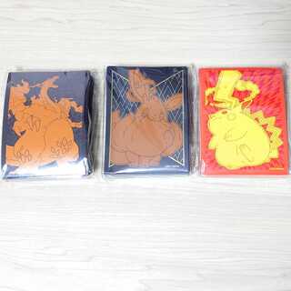 ポケモンカード 海外スリーブ 3点セット リザードン イーブイ ピカチュウ 1枚