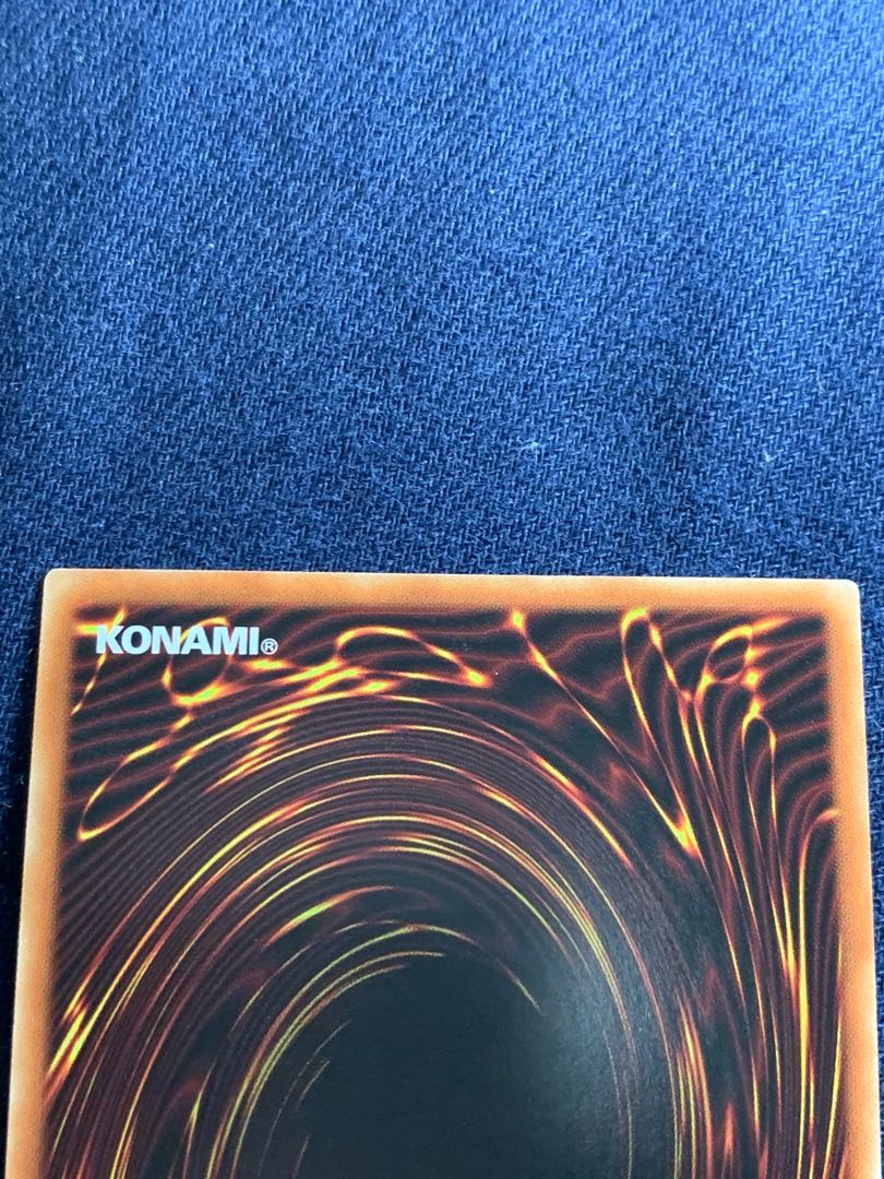 閉ザサレシ世界ノ冥神 ホログラフィックレア