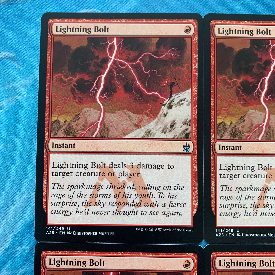 MTG 4 Lightning Bolt