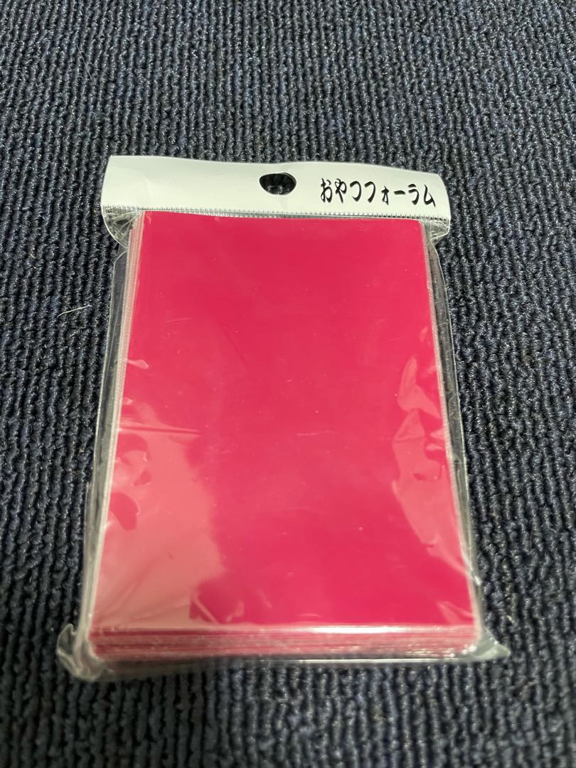 おやつフォーラム　スリーブ  未使用品　ワインレッド