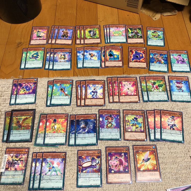 遊戯王　魔術師　オッドアイズ　EM