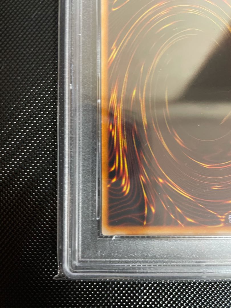 【遊戯王・PSA鑑定品】青眼の白龍　ウルトラレア　英語版