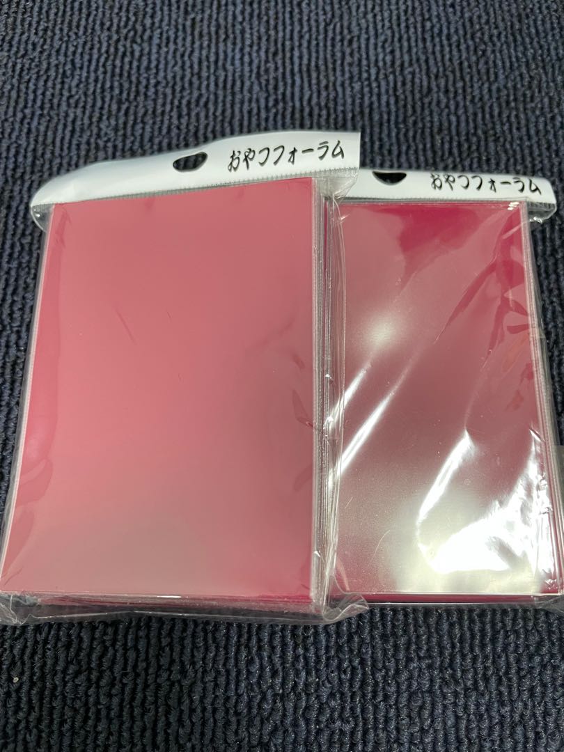 おやつフォーラム　スリーブ  ワインレッド　未開封　2つ