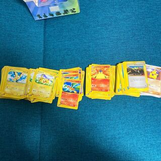 Pokémon cards Pokémon cards e 1ed vs cards 300upStorage bulk sale