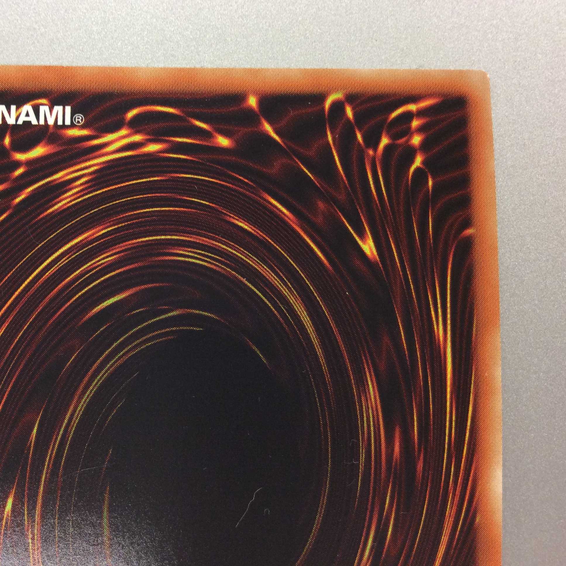 (微キズ)ブラック・マジシャン 20thシークレットレア