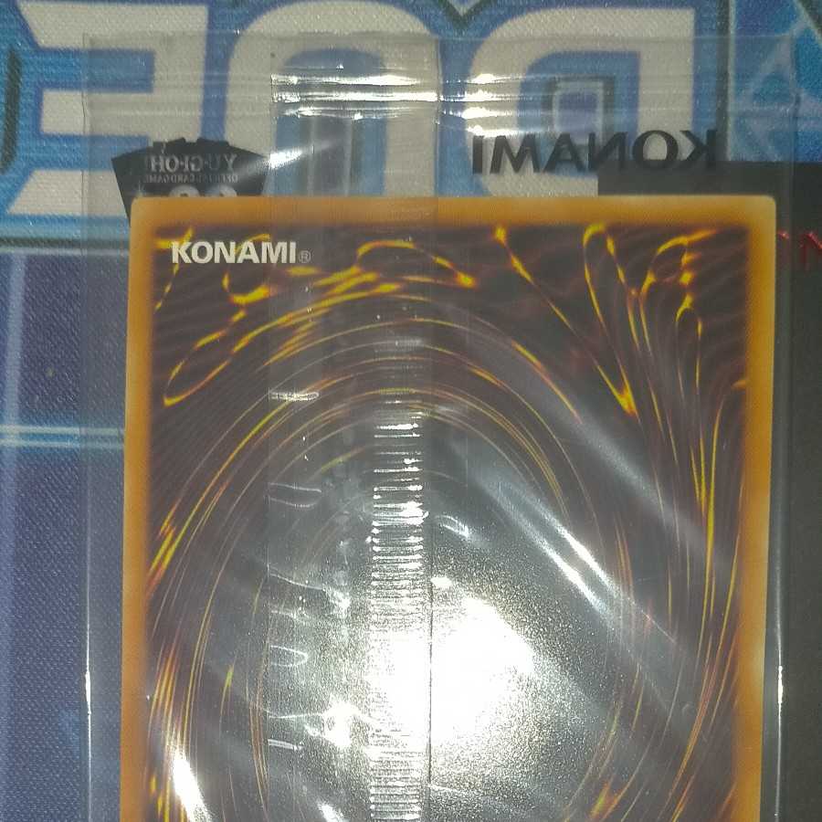 未開封 遊戯王 WCS 2018 青眼の白龍 ブラック・マジシャン 20th