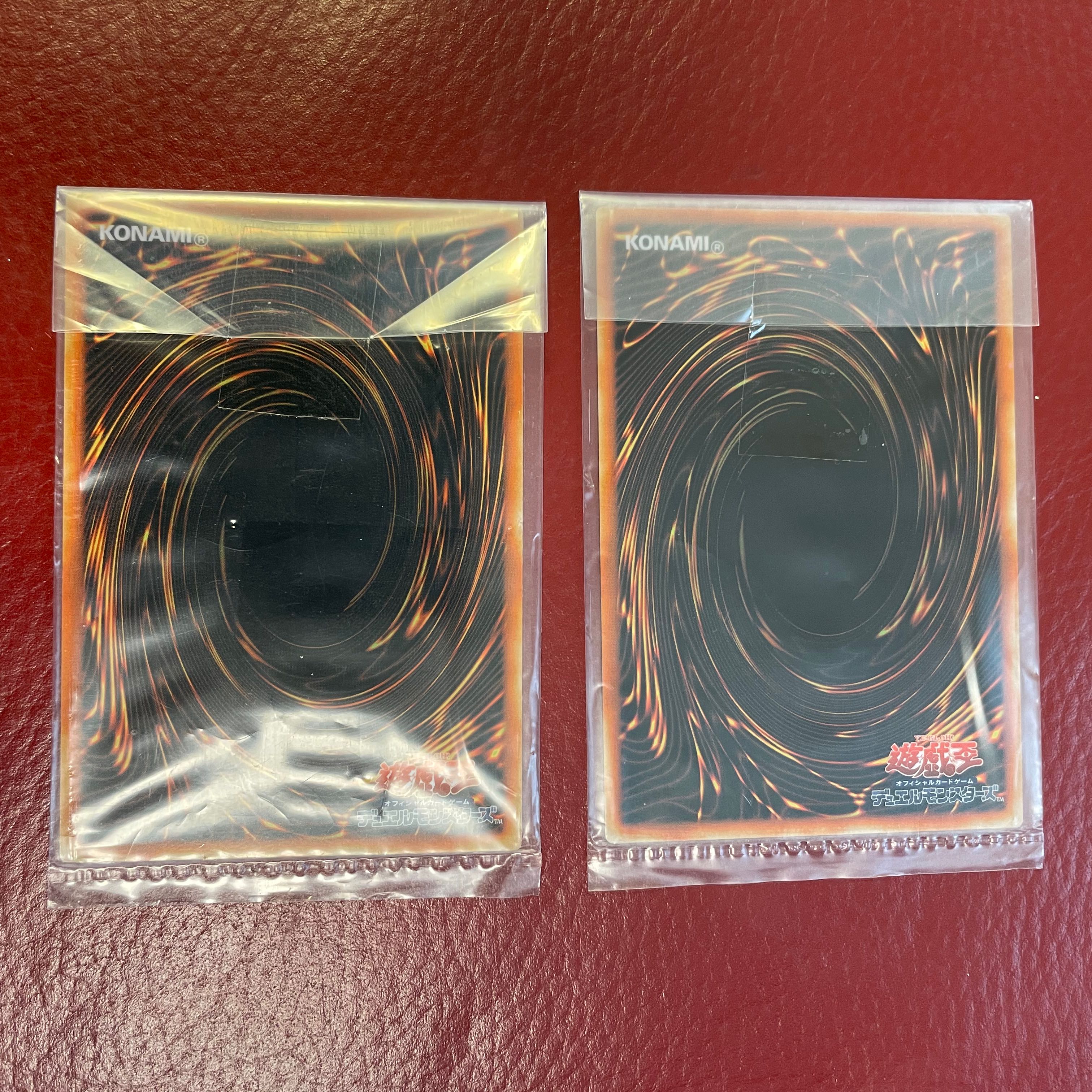 ブルーアイズ、ブラックマジシャンステンレス未開封3