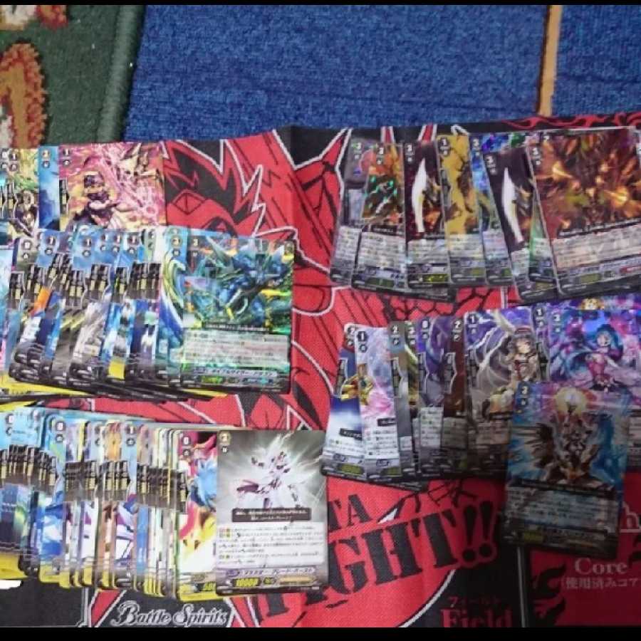 ヴァンガード デッキ