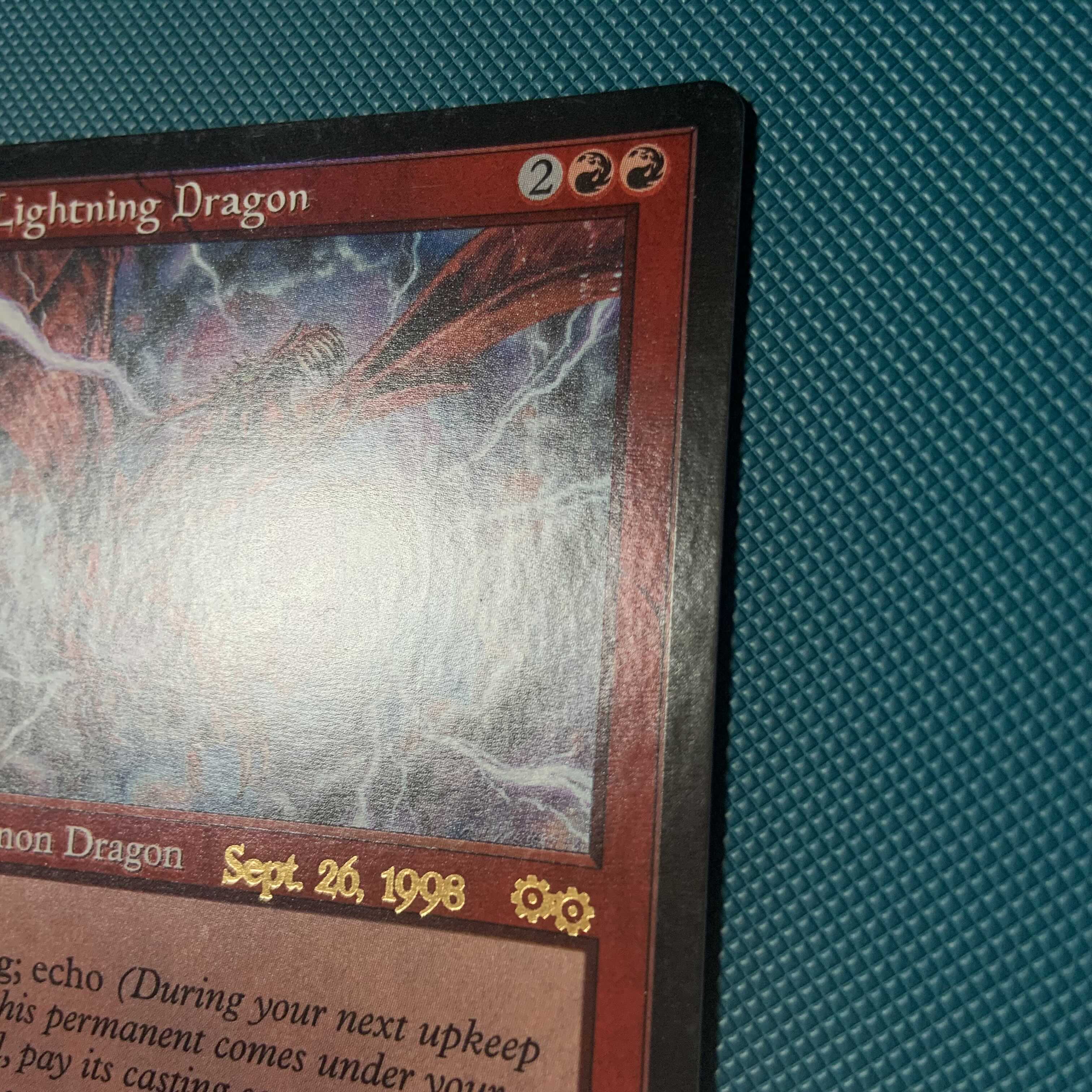 【Foil】プレリリース《稲妻のドラゴン/Lightning Dragon》