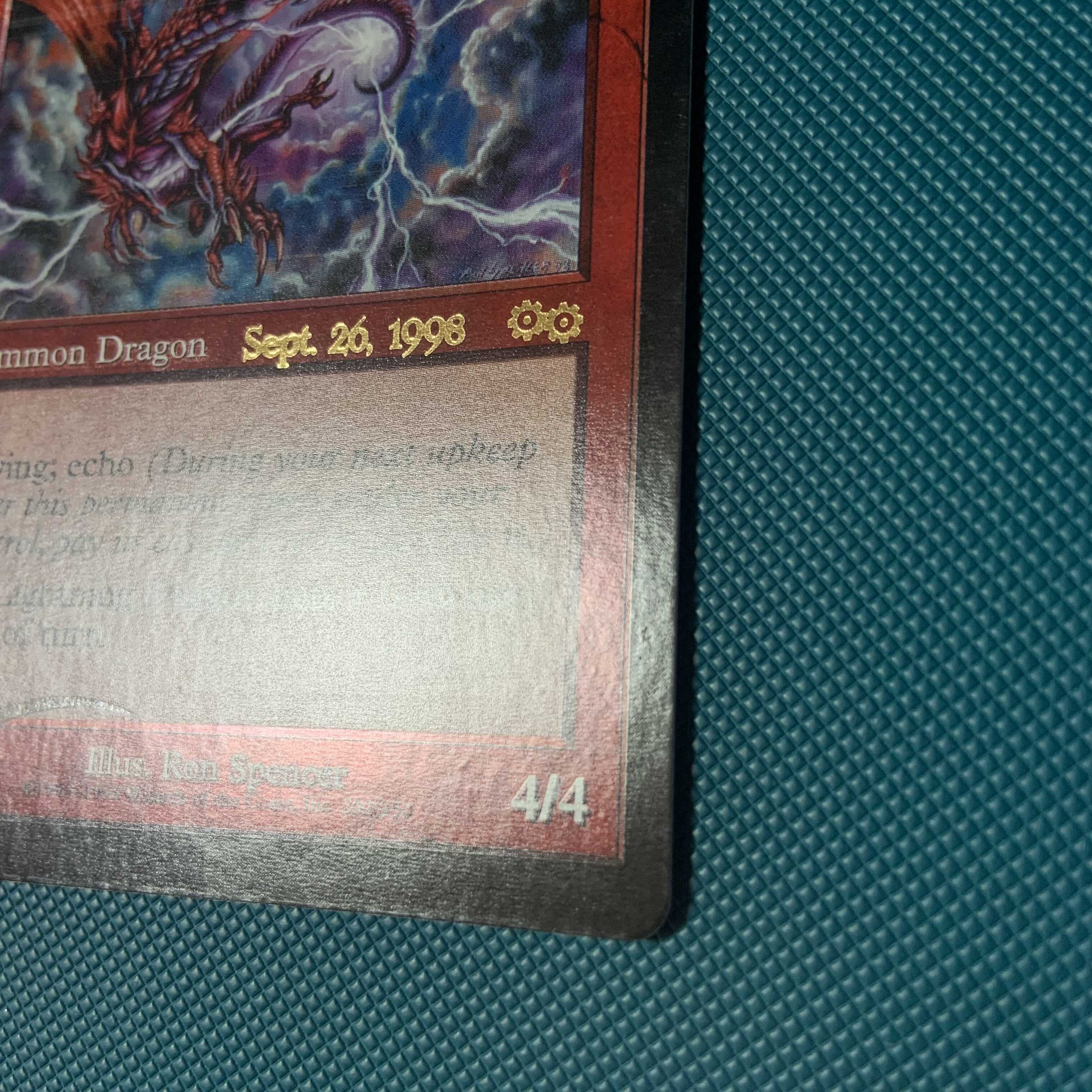 【Foil】プレリリース《稲妻のドラゴン/Lightning Dragon》