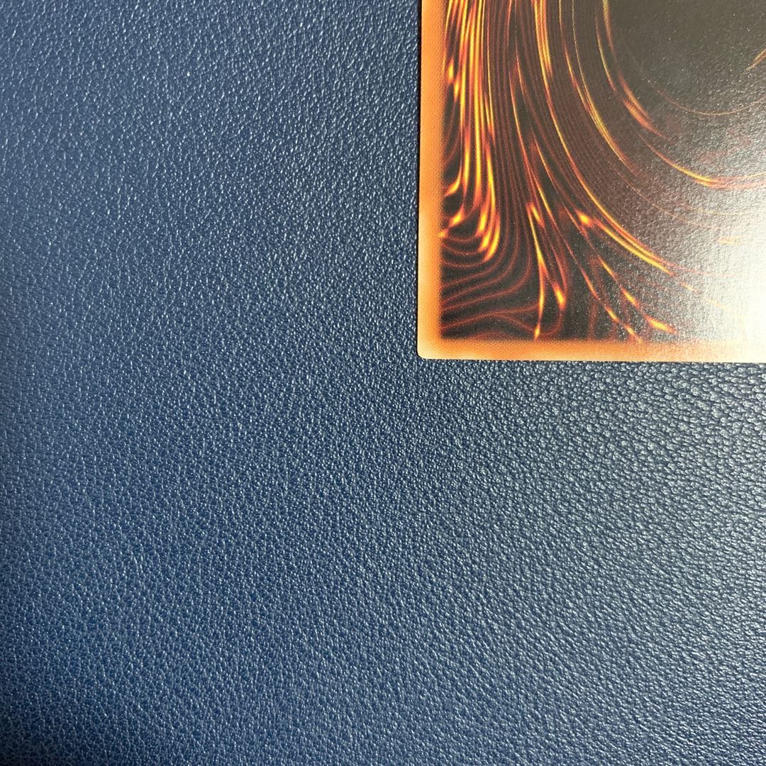 (綺麗な5つ目)ブラック・マジシャン・ガール ホログラフィックレア