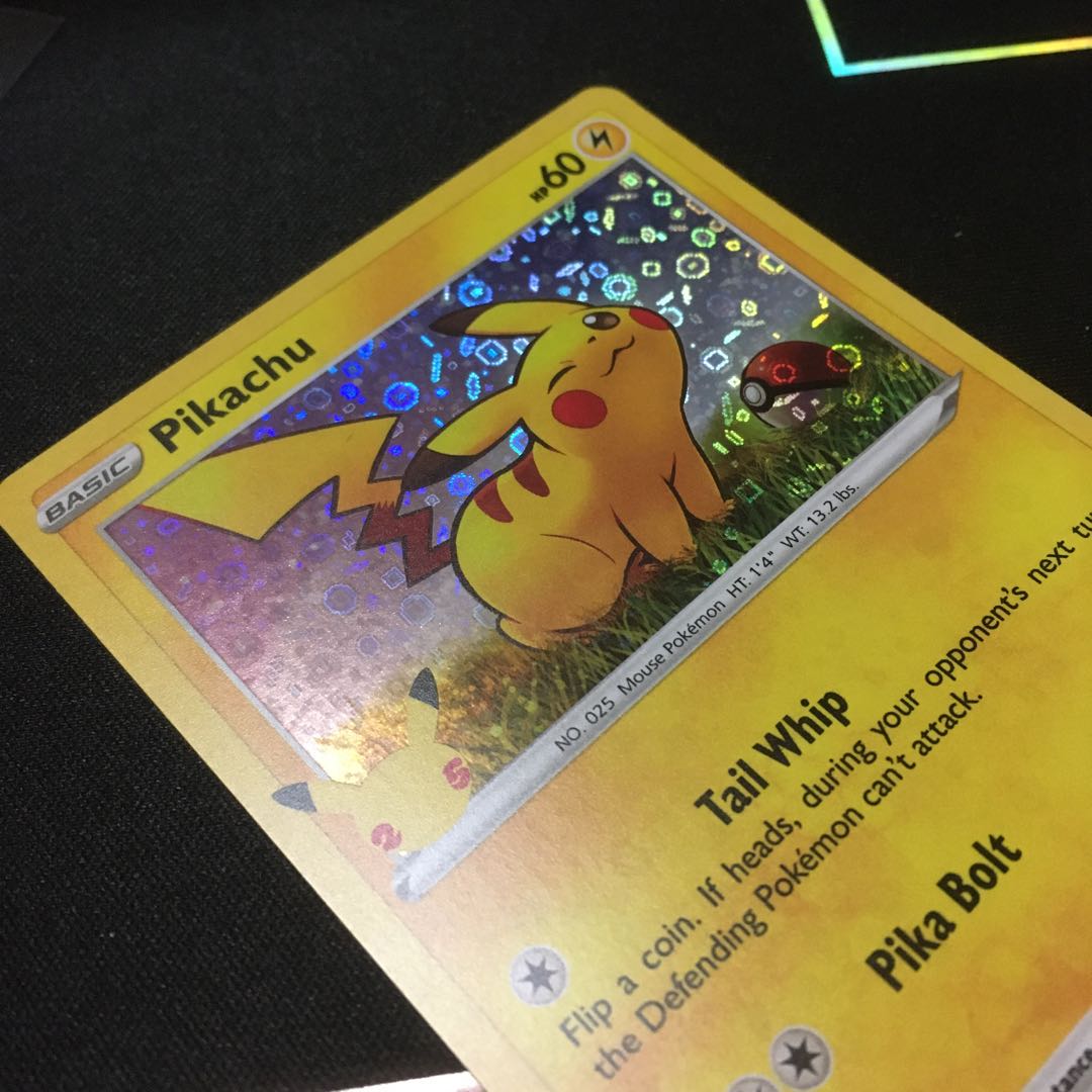 ピカチュウ　25周年　プロモ　自引き品