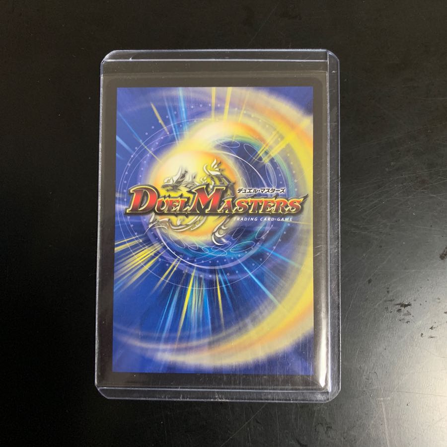 ニコル・ボーラス UGC