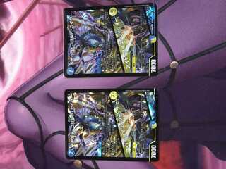 メヂカラ・コバルト・カイザー｜アイド・ワイズ・シャッター