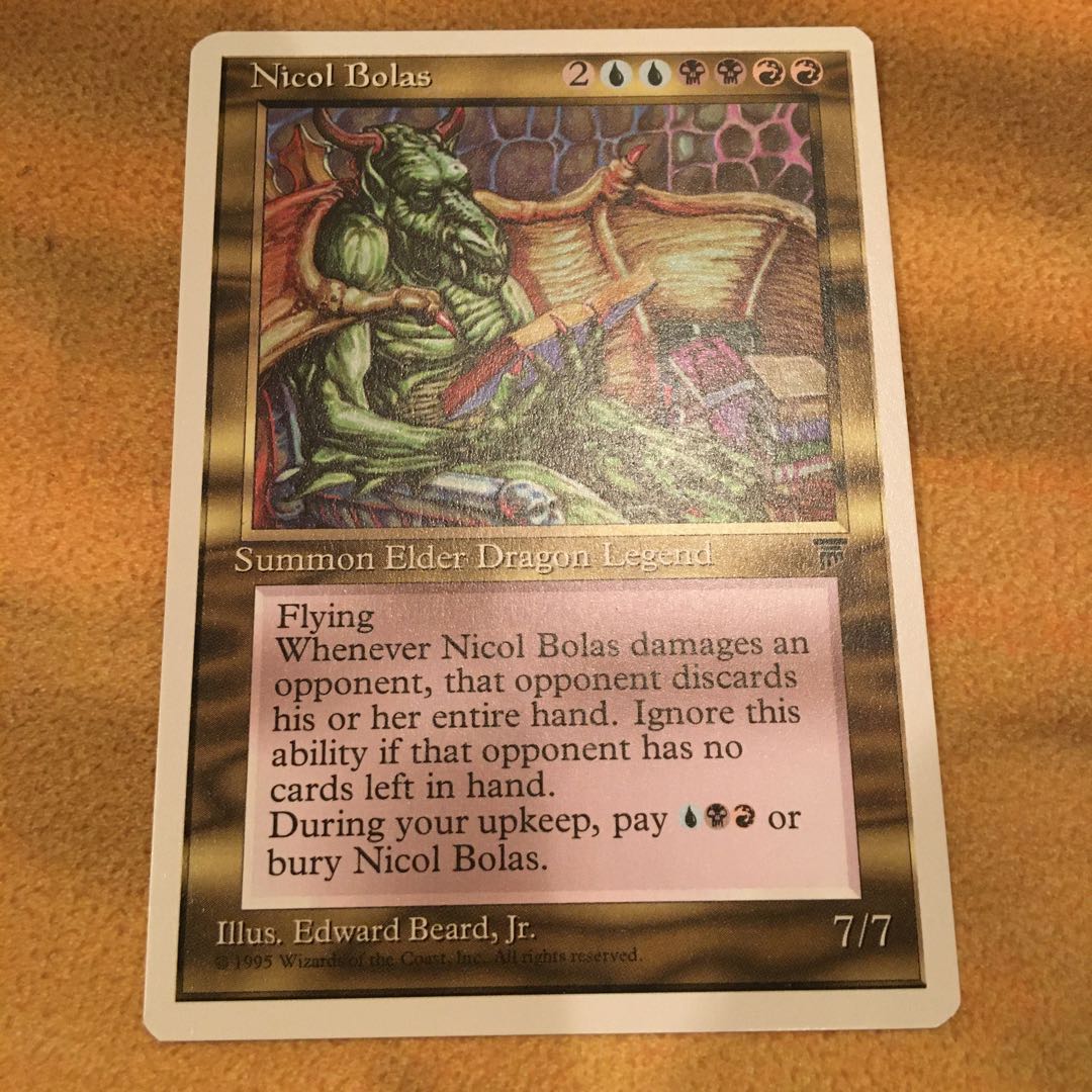 ニコル・ボーラス　英語