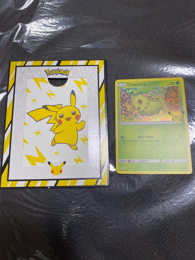 Pokémon 25th Anniversary McDonald's USA Limited Promo Chikorita holo with extras