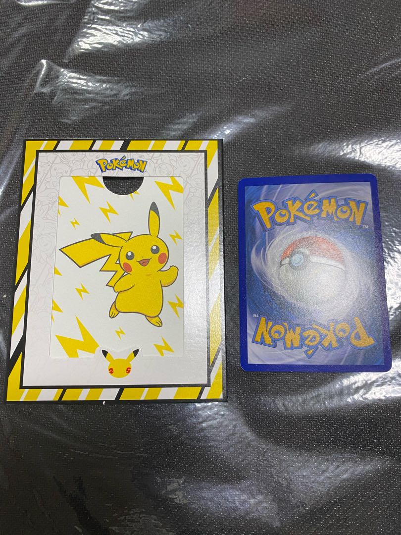 Pokémon 25th Anniversary McDonald's USA Limited Promo Chikorita holo with extras