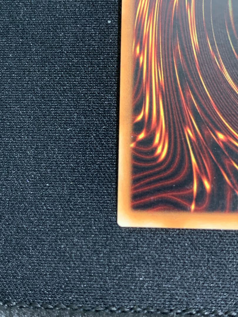 (早い者勝ち)青眼の亜白龍Ghosts From the Past ホロ 北米