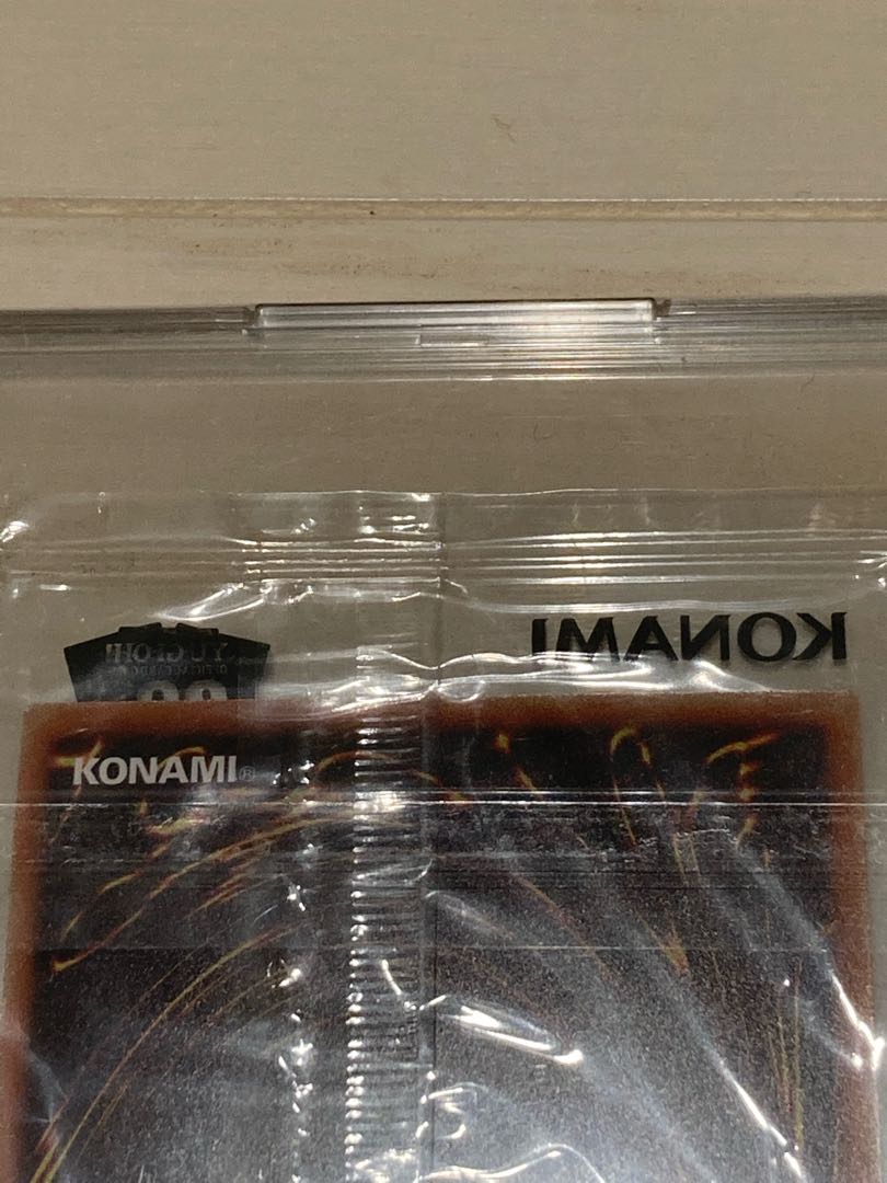 【最安値】遊戯王　wcs2018 未開封　青眼の白龍　ブラックマジシャン　黒封筒 1BOX