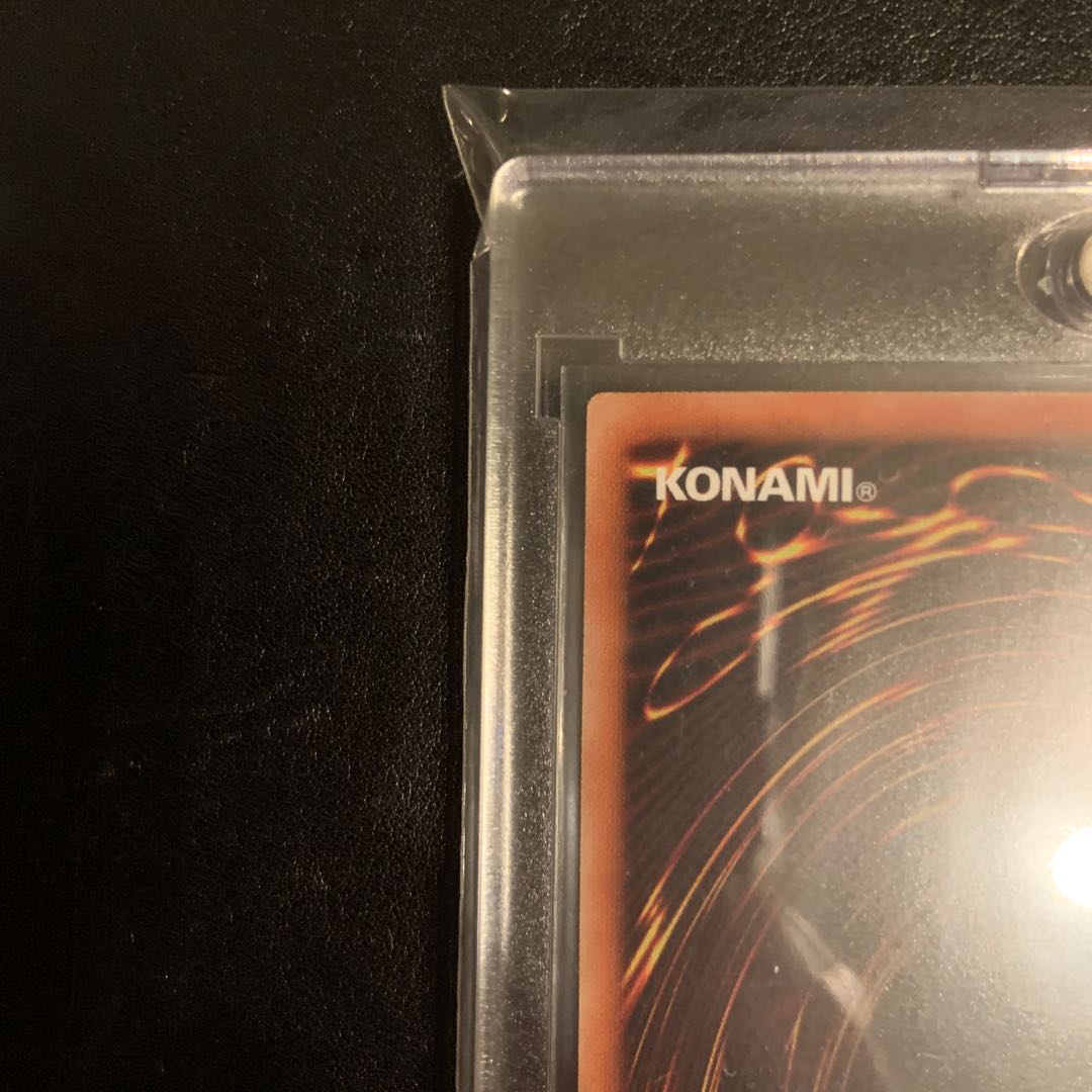 Blue-Eyes Chaos MAX Dragon holographic rare