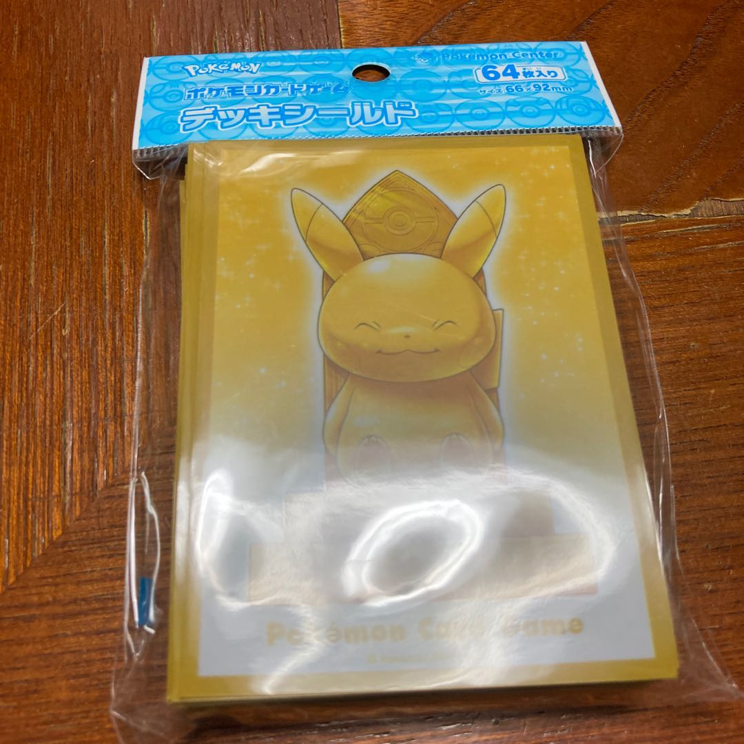 ビリケンさんピカチュウ　スリーブ