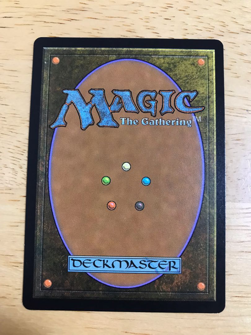 樹木茂る山麓　日本語版