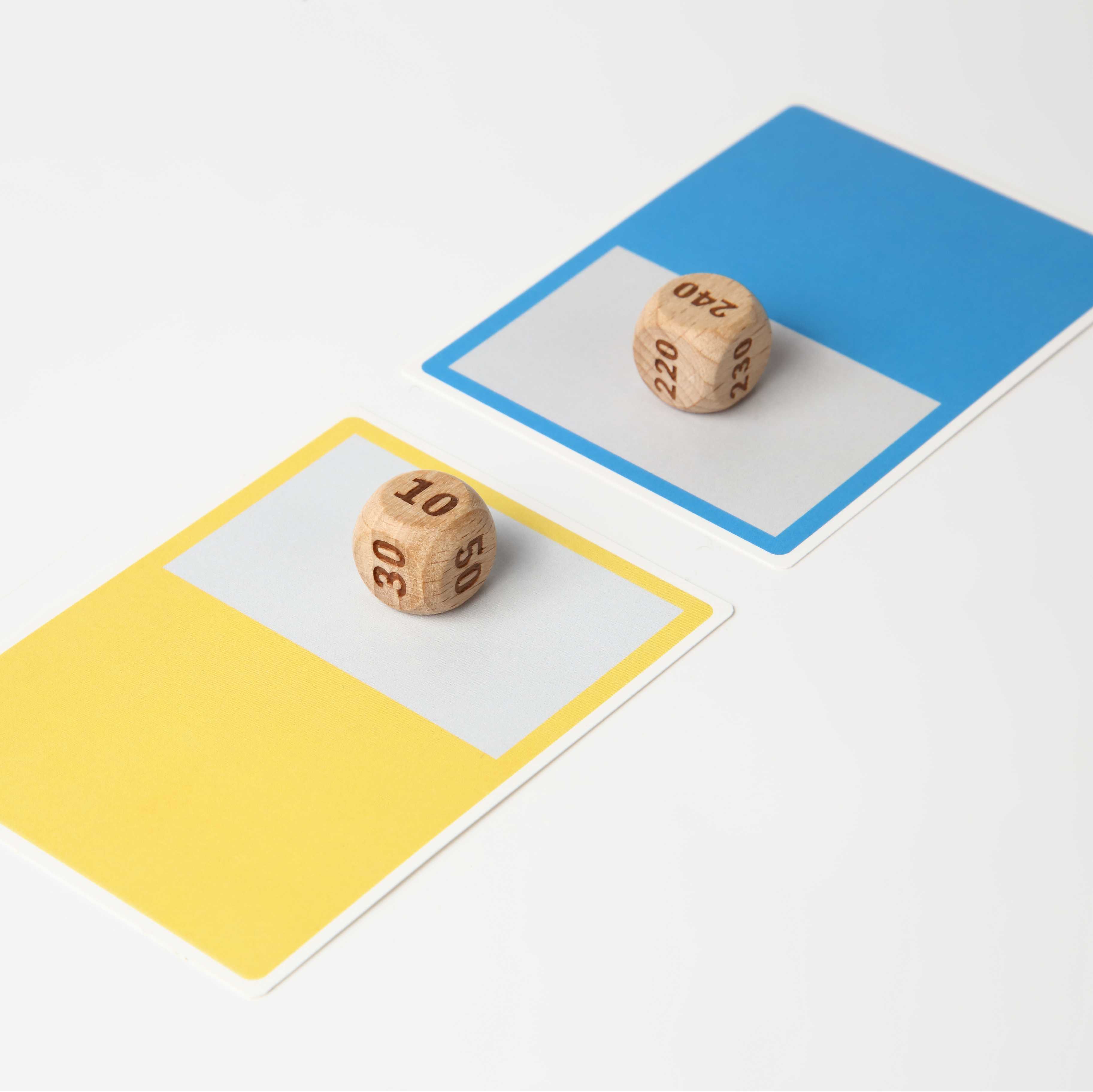 TOYGER Damaged Dice, wooden (natural), 16 pieces, new.