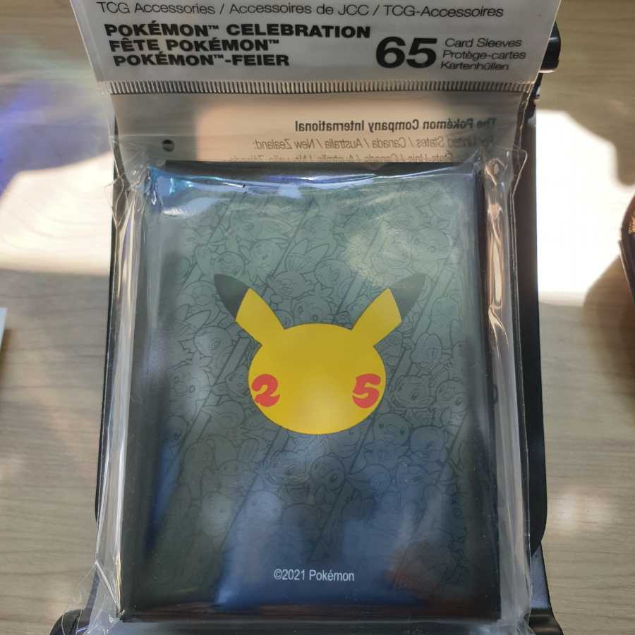 新品 ポケモン25周年記念 スリーブ黒（正規品）