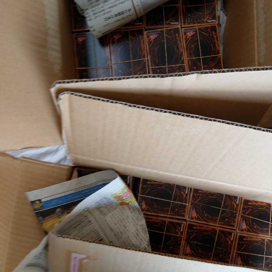 ななな 遊戯王まとめ売り約42000枚 四箱@2