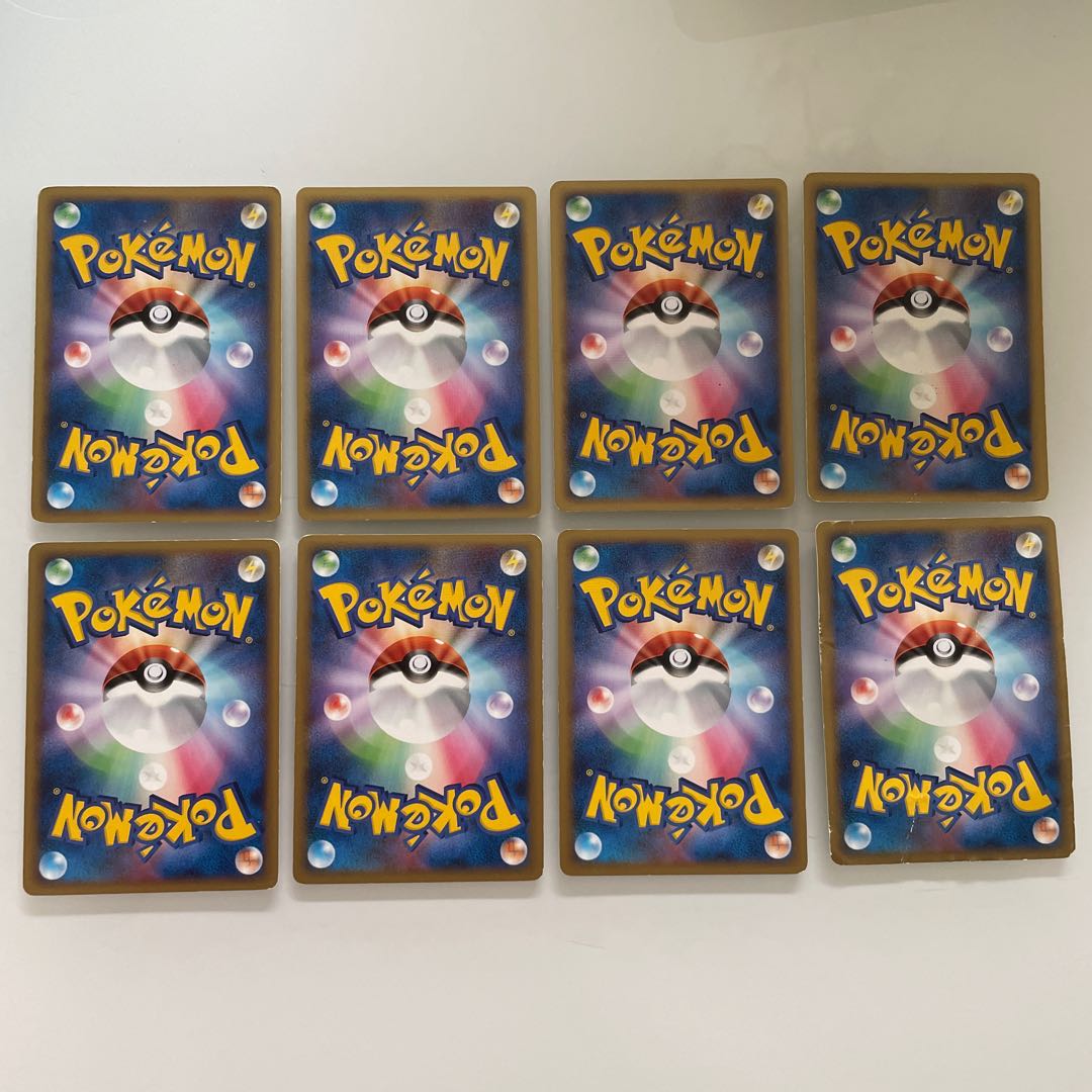 Assorted Pokemon Cards 1枚