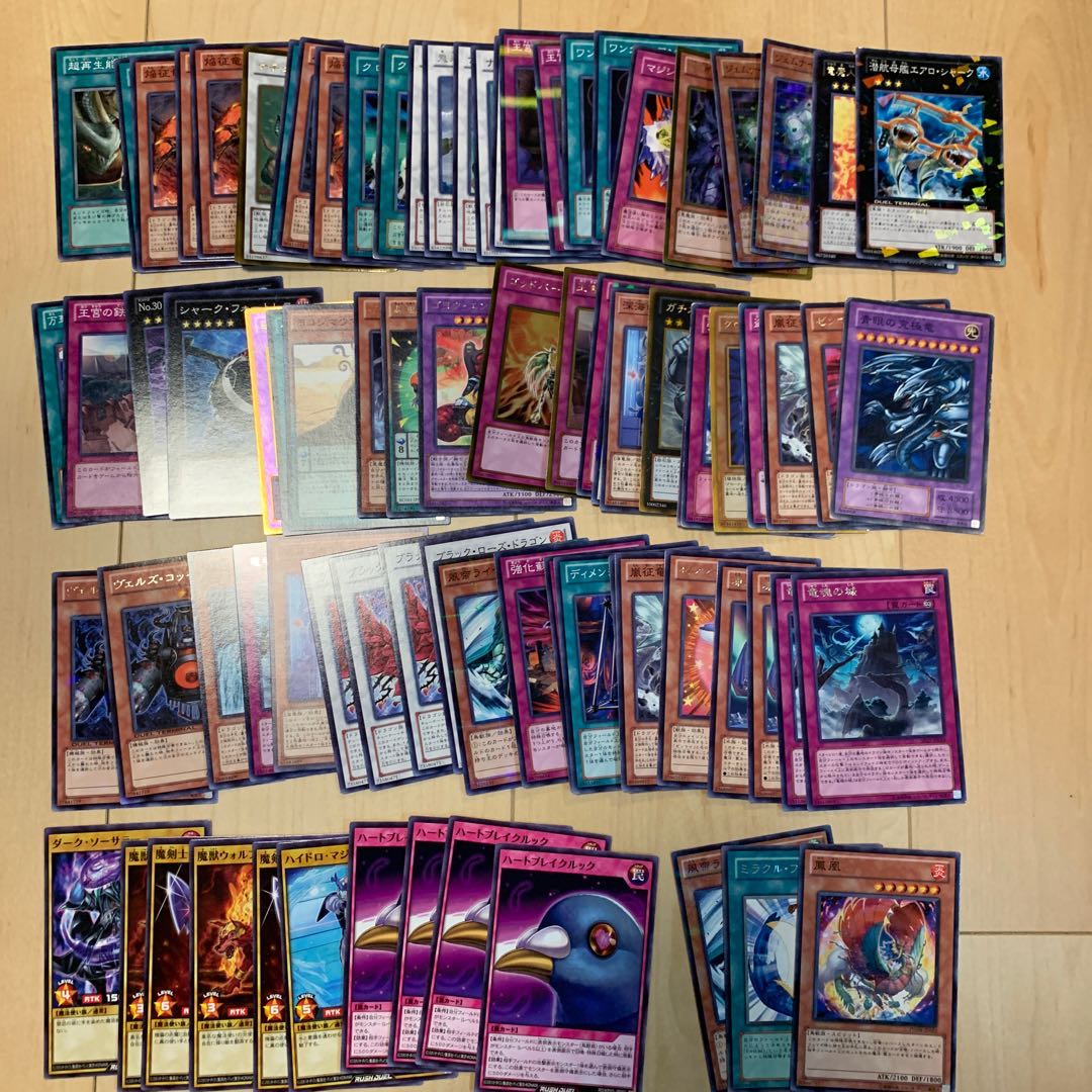 Yu-Gi-Oh! Sold in bulk: 150+ cards + 10 Rush Duels
