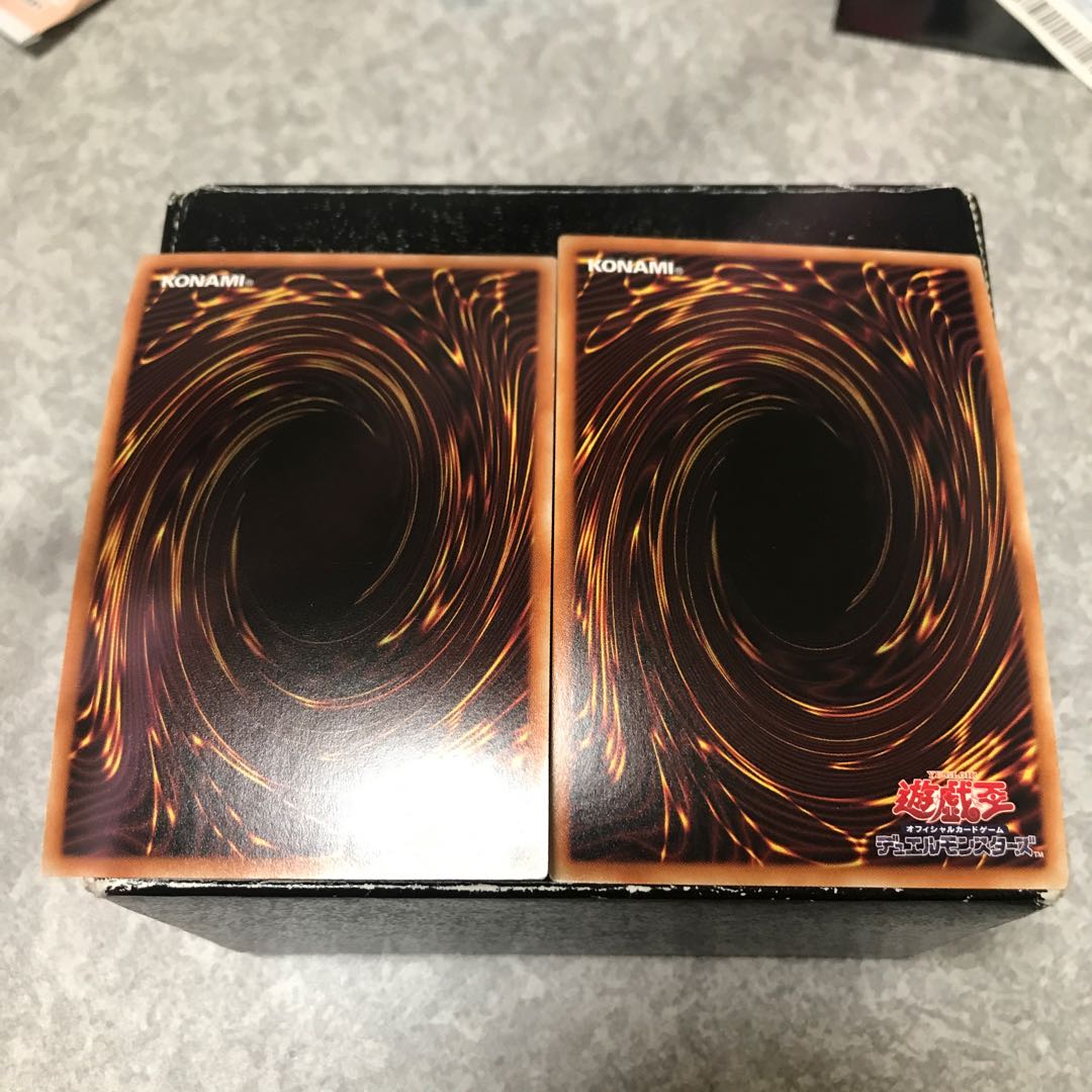 アーク・リベリオン・エクシーズ・ドラゴンとレイダーズナイト