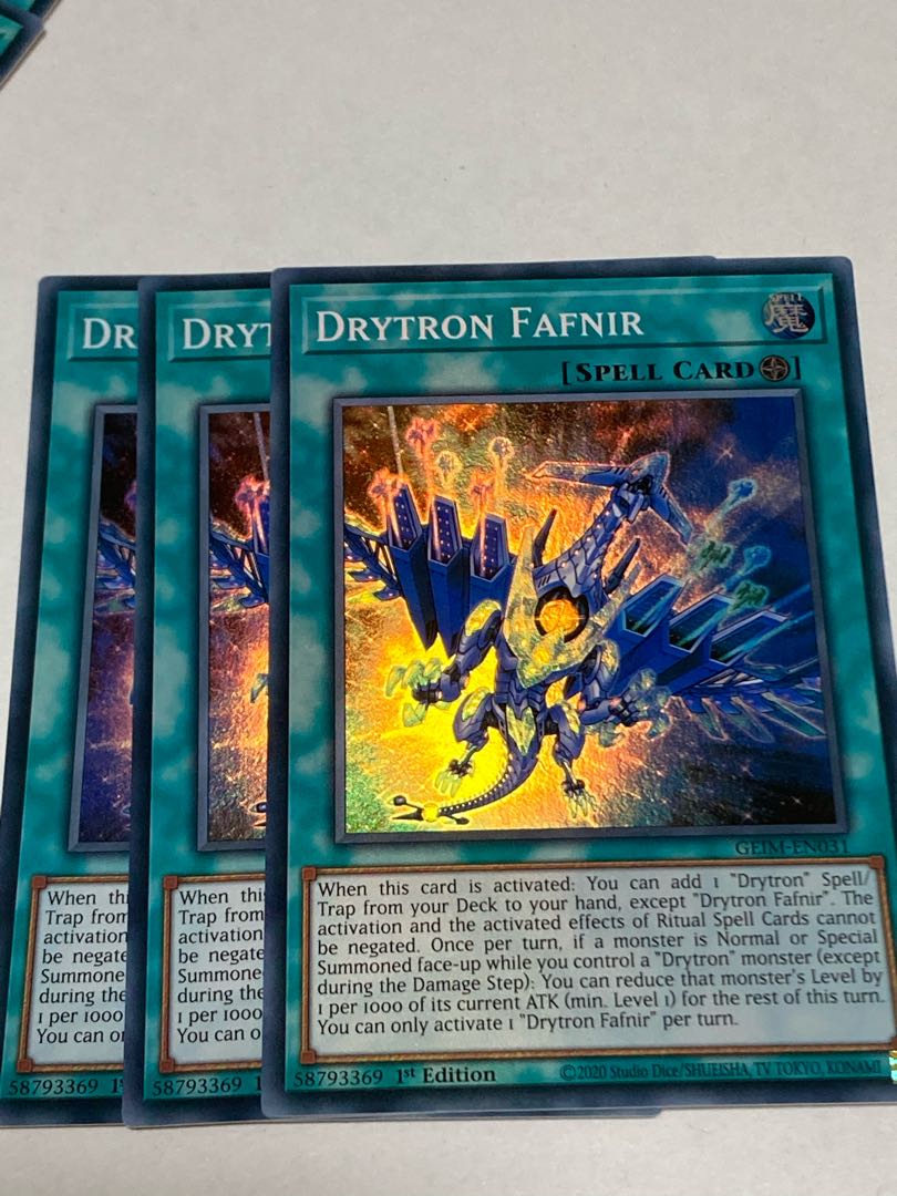 竜輝巧－ファフニール　英語版　EU版　3枚