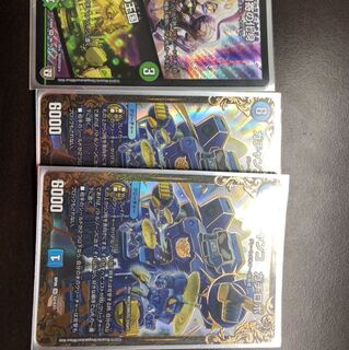 ガチャンコガチロボ2枚とシャーマントーテム