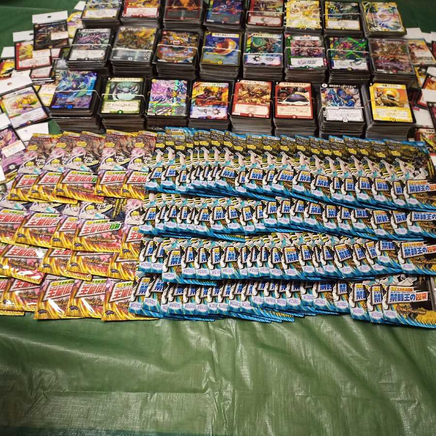 デュエマ まとめ売り3200枚+おまけ付き