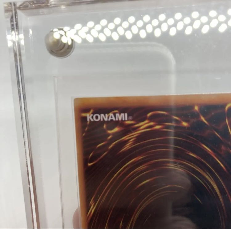 遊戯王　千年原人　ウルトラ　本物　美品　初期