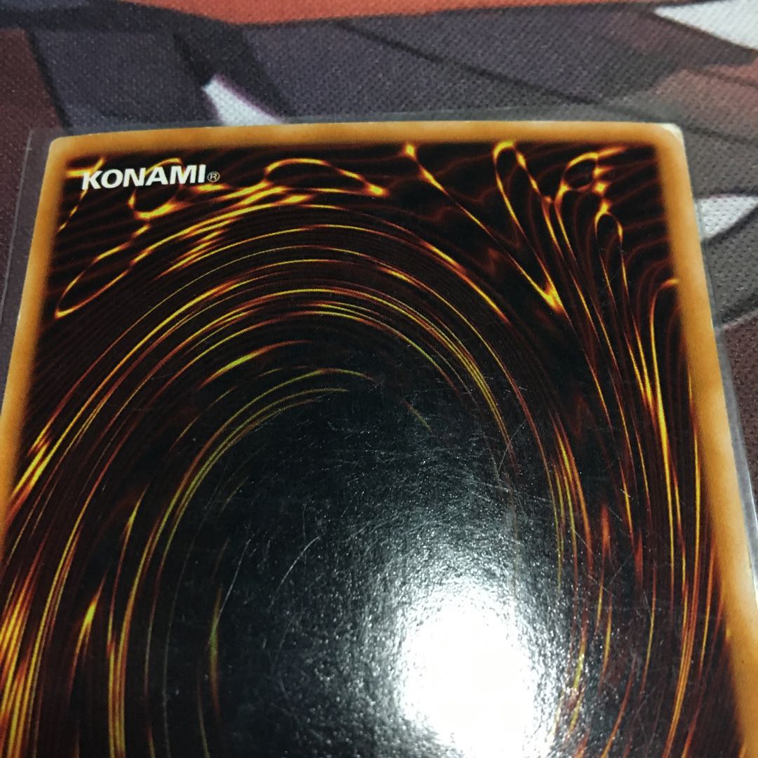 マジシャン・オブ・ブラックカオス スーパーレア 傷あり