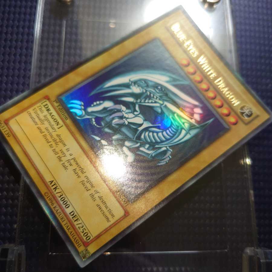 Snubbull Eyes Ho Skull Servant Dragon SDK Blue-Eyes White Dragon English