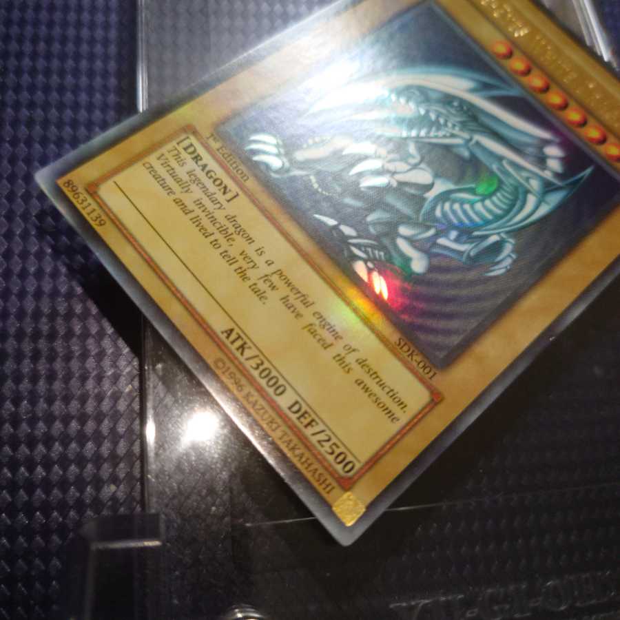 Snubbull Eyes Ho Skull Servant Dragon SDK Blue-Eyes White Dragon English