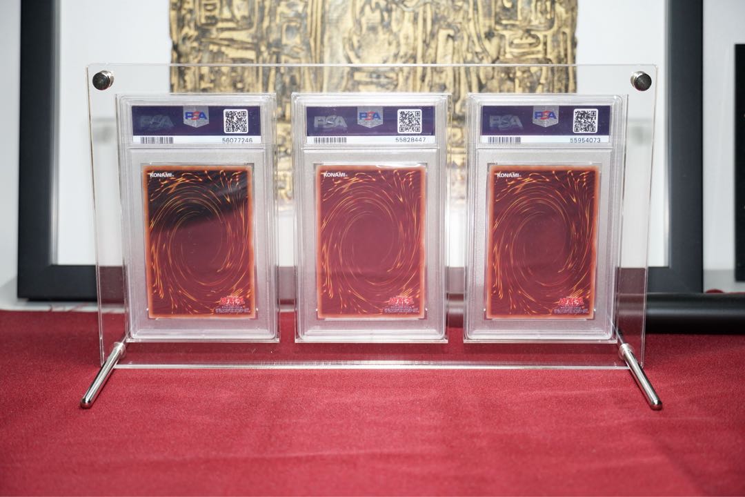 PSA鑑定ケース用アクリルフレーム3連黒色【UVカット97%】の通販