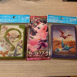 【オマケ追加】新品未開封　デッキシールド　64枚×2個　ドーブル　ラティアス