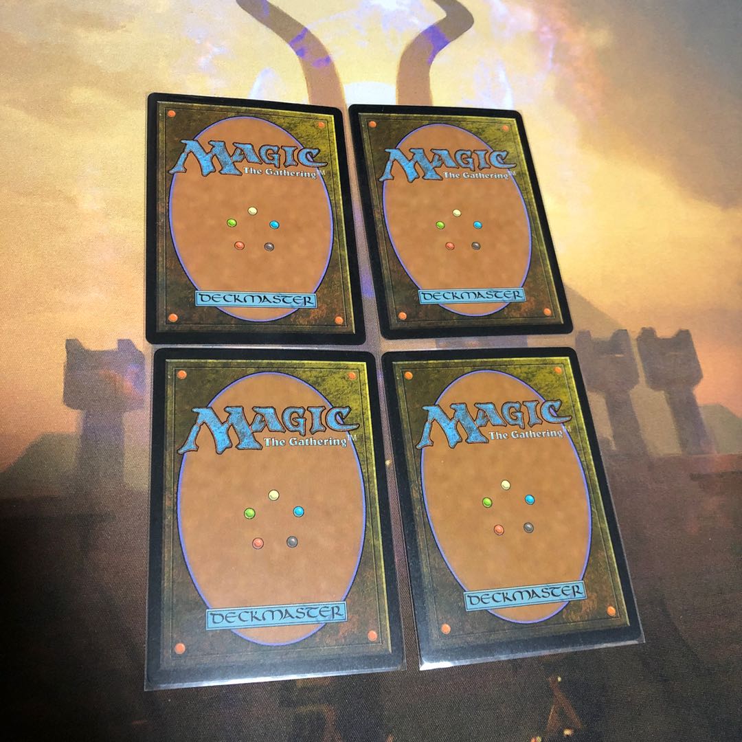 樹木茂る山麓4枚セット